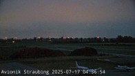 Archiv Foto Webcam Flugplatz Straubing 03:00