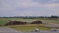 Archiv Foto Webcam Flugplatz Straubing 13:00