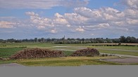 Archiv Foto Webcam Flugplatz Straubing 15:00