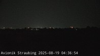 Archiv Foto Webcam Flugplatz Straubing 03:00