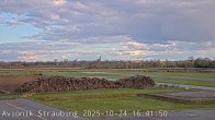 Archiv Foto Webcam Flugplatz Straubing 15:00