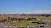 Archiv Foto Webcam Flugplatz Straubing 13:00