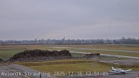 Archiv Foto Webcam Flugplatz Straubing 11:00