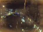 Archived image Webcam at the Marienplatz, Munich 19:00