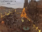 Archived image Webcam at the Marienplatz, Munich 15:00