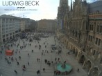 Archived image Webcam at the Marienplatz, Munich 13:00