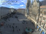 Archived image Webcam at the Marienplatz, Munich 11:00