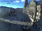 Archived image Webcam at the Marienplatz, Munich 13:00