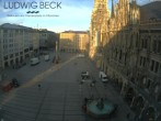 Archived image Webcam at the Marienplatz, Munich 07:00