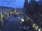 Archived image Webcam at the Marienplatz, Munich 06:00