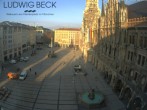 Archived image Webcam at the Marienplatz, Munich 07:00