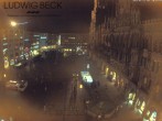 Archived image Webcam at the Marienplatz, Munich 19:00