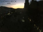 Archiv Foto Webcam am Marienplatz München 19:00
