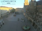 Archived image Webcam at the Marienplatz, Munich 05:00