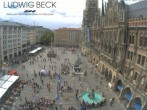 Archived image Webcam at the Marienplatz, Munich 13:00