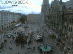 Archiv Foto Webcam am Marienplatz München 19:00