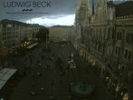 Archiv Foto Webcam am Marienplatz München 17:00