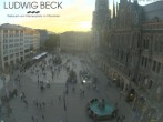 Archiv Foto Webcam am Marienplatz München 19:00