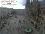 Archiv Foto Webcam am Marienplatz München 17:00