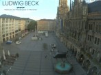 Archived image Webcam at the Marienplatz, Munich 06:00