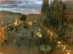 Archiv Foto Webcam am Marienplatz München 19:00