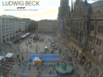 Archived image Webcam at the Marienplatz, Munich 17:00
