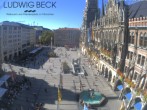 Archived image Webcam at the Marienplatz, Munich 13:00