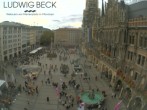 Archived image Webcam at the Marienplatz, Munich 15:00