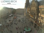 Archived image Webcam at the Marienplatz, Munich 15:00