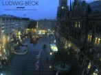 Archived image Webcam at the Marienplatz, Munich 05:00
