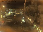 Archiv Foto Webcam am Marienplatz München 17:00