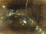 Archived image Webcam at the Marienplatz, Munich 19:00
