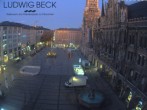 Archived image Webcam at the Marienplatz, Munich 05:00