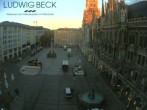 Archived image Webcam at the Marienplatz, Munich 06:00