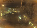 Archived image Webcam at the Marienplatz, Munich 17:00