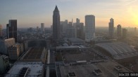 Archiv Foto Webcam Blick von Frankfurter Messe auf die Skyline 07:00