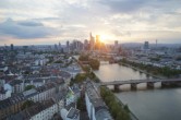 Archiv Foto Webcam Panoramablick auf die Skyline Frankfurt 19:00