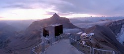 Archiv Foto Webcam Peak Walk am Scex Rouge 05:00