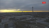 Archiv Foto Webcam Berlin: Theodor-Heuss-Platz am Funkhaus 08:00