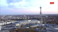 Archiv Foto Webcam Berlin: Theodor-Heuss-Platz am Funkhaus 15:00