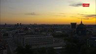 Archiv Foto Webcam Berlin: Rotes Rathaus und Berliner Dom 19:00