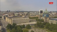 Archiv Foto Webcam Berlin: Rotes Rathaus und Berliner Dom 09:00