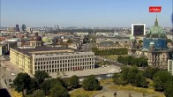Archiv Foto Webcam Berlin: Rotes Rathaus und Berliner Dom 09:00