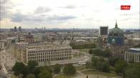 Archiv Foto Webcam Berlin: Rotes Rathaus und Berliner Dom 13:00