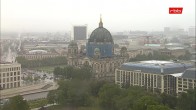 Archiv Foto Webcam Berlin: Rotes Rathaus und Berliner Dom 13:00