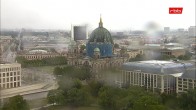 Archiv Foto Webcam Berlin: Rotes Rathaus und Berliner Dom 15:00