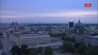 Archiv Foto Webcam Berlin: Rotes Rathaus und Berliner Dom 19:00