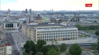 Archiv Foto Webcam Berlin: Rotes Rathaus und Berliner Dom 19:00