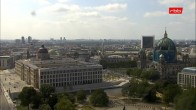 Archiv Foto Webcam Berlin: Rotes Rathaus und Berliner Dom 13:00