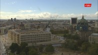 Archiv Foto Webcam Berlin: Rotes Rathaus und Berliner Dom 13:00